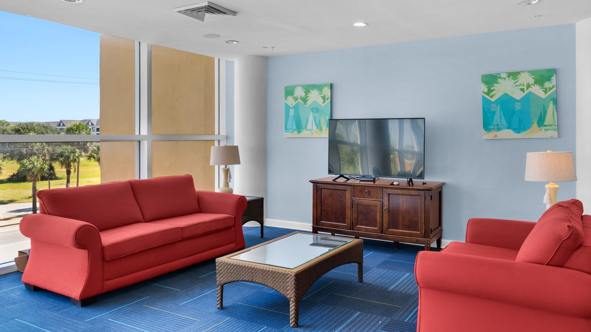 Sterling Reef Grounds & Amenities