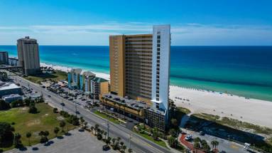 Sterling Reef Grounds & Amenities Sterling Reef Grounds & Amenities