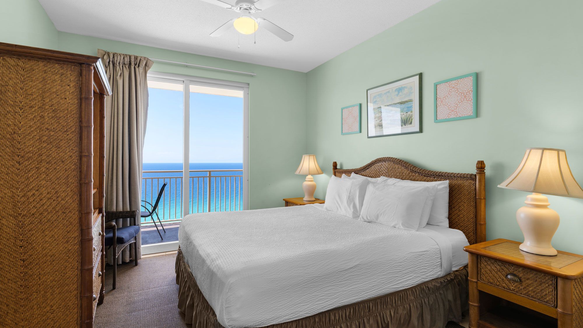 Sterling Reef 1604 - Bedroom w/ king bed, direct balcony access 