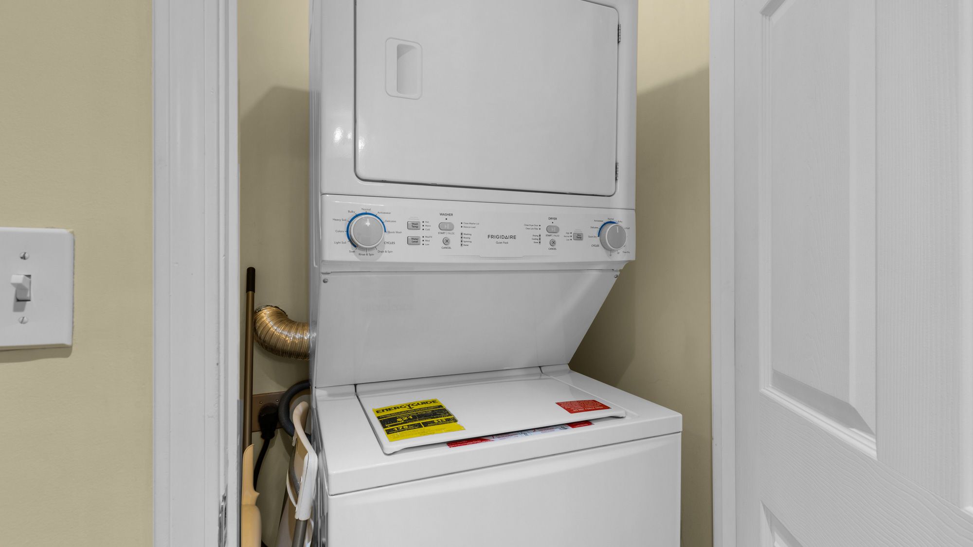 Sterling Reef 1604 - Washer & Dryer