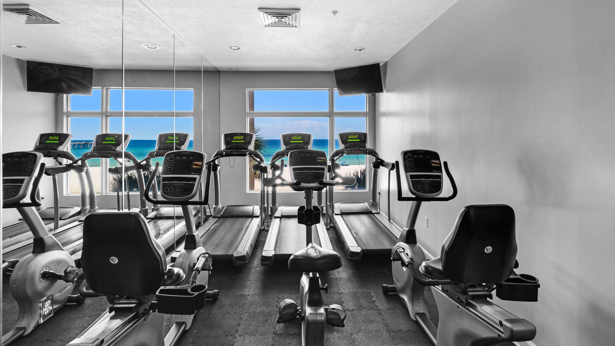 Sterling Reef Grounds & Amenities