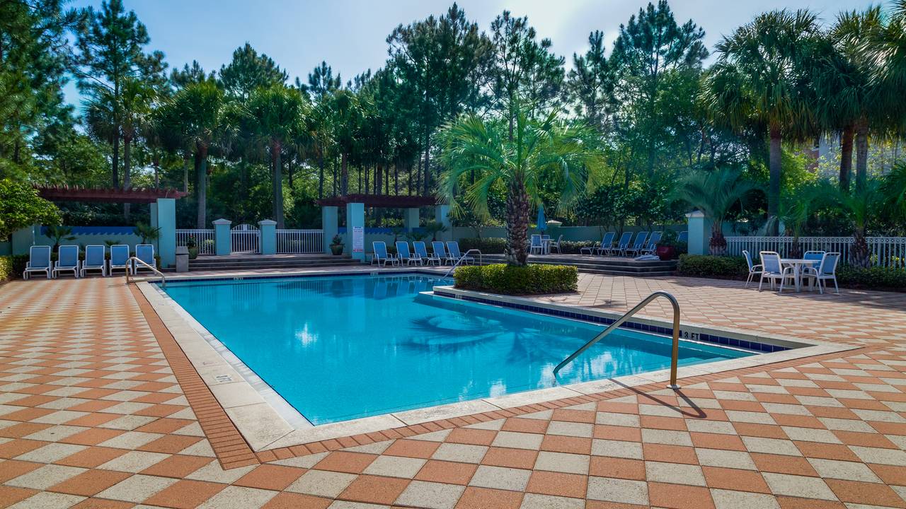 Gulf Place Grounds & Amenities Gulf Place Grounds & Amenities