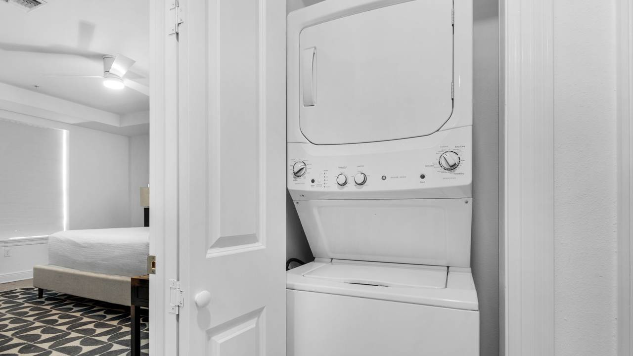 GPR101 Sugar Sands 30A - Washer & Dryer GPR101 Sugar Sands 30A - Washer & Dryer