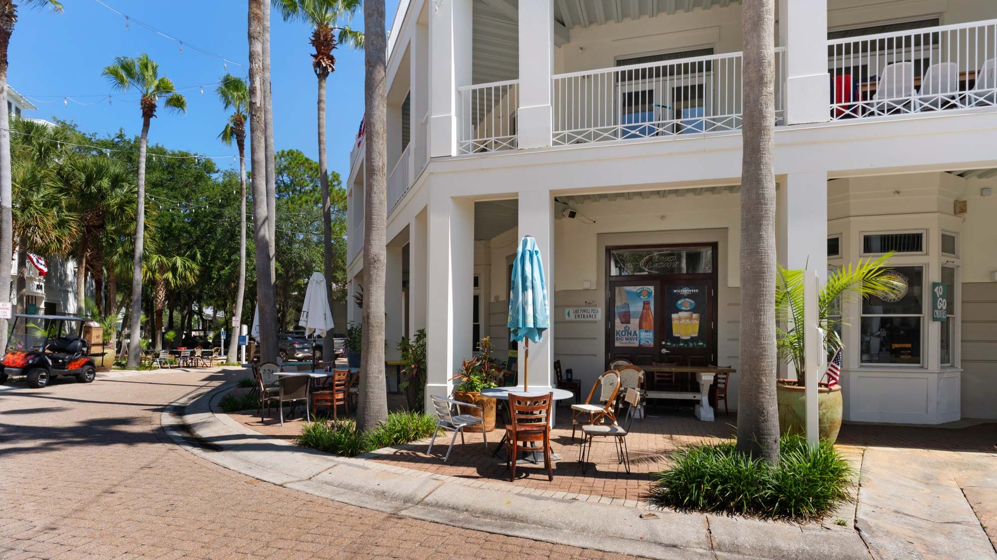 Pinnacle Port Grounds & Amenities