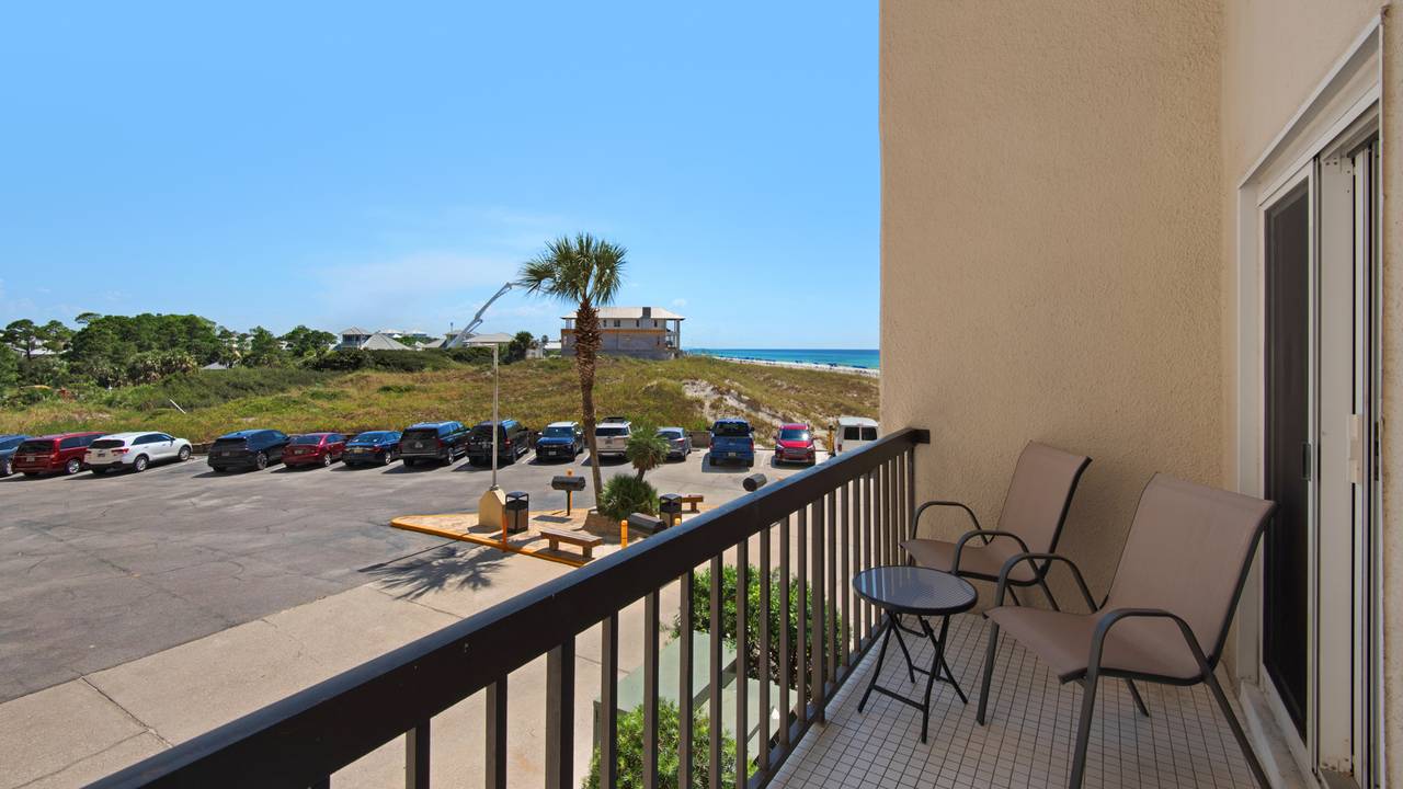 Pinnacle Port A113 - Balcony Pinnacle Port A113 - Balcony