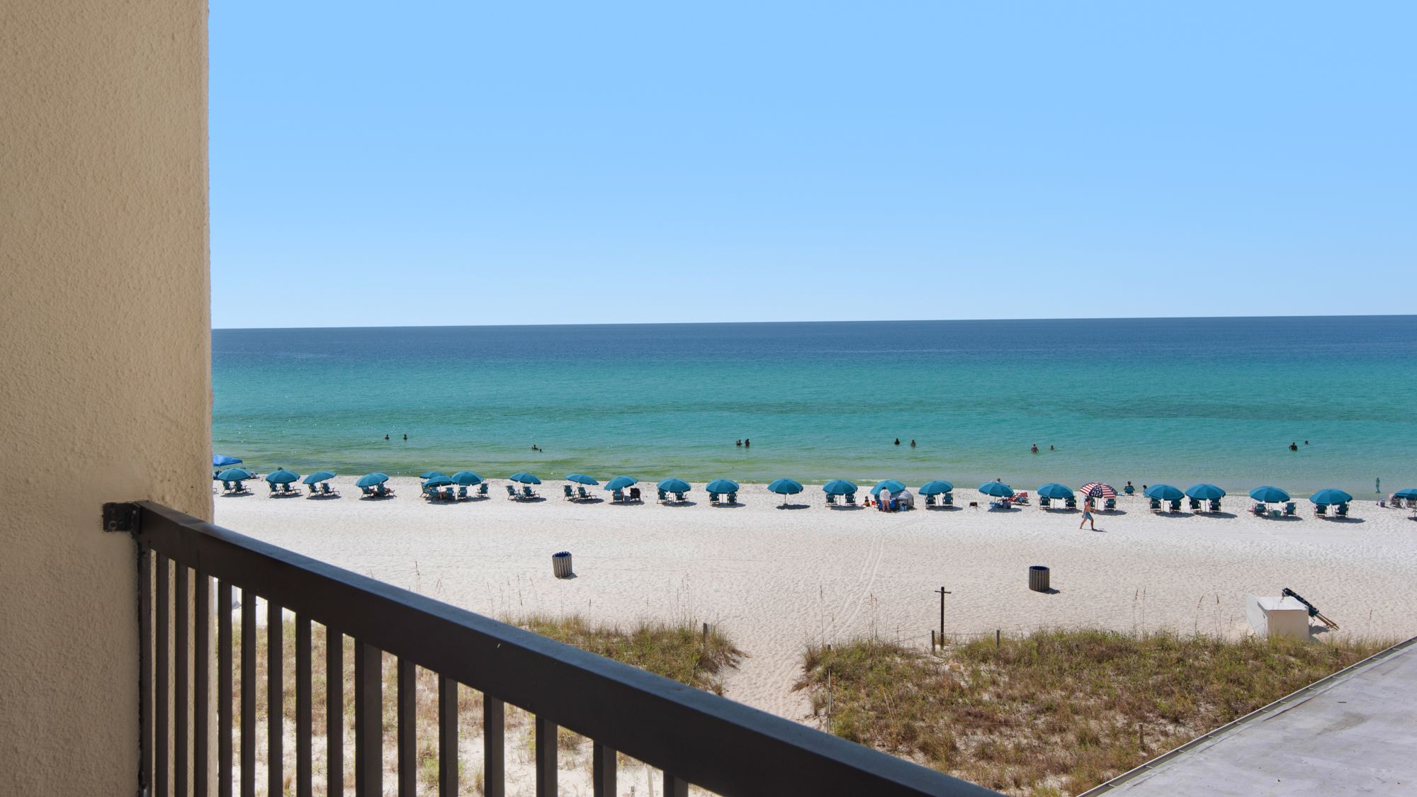 Pinnacle Port A113 - Private balcony overlooking the walkway to 