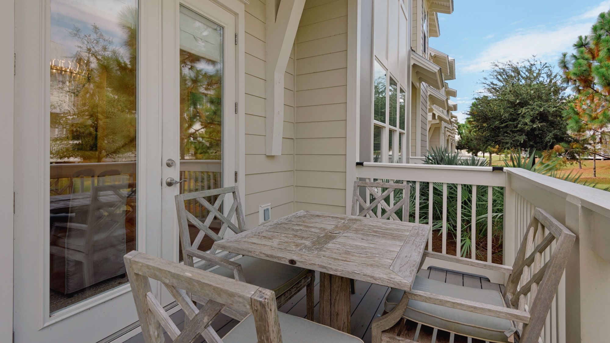 Prominence B - 30 Ray | Back Porch 