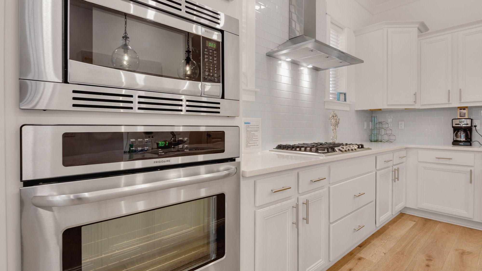 Prominence B - 30 Ray | Kitchen area