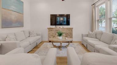 Prominence B - 30 Ray | Living area Prominence B - 30 Ray | Living area