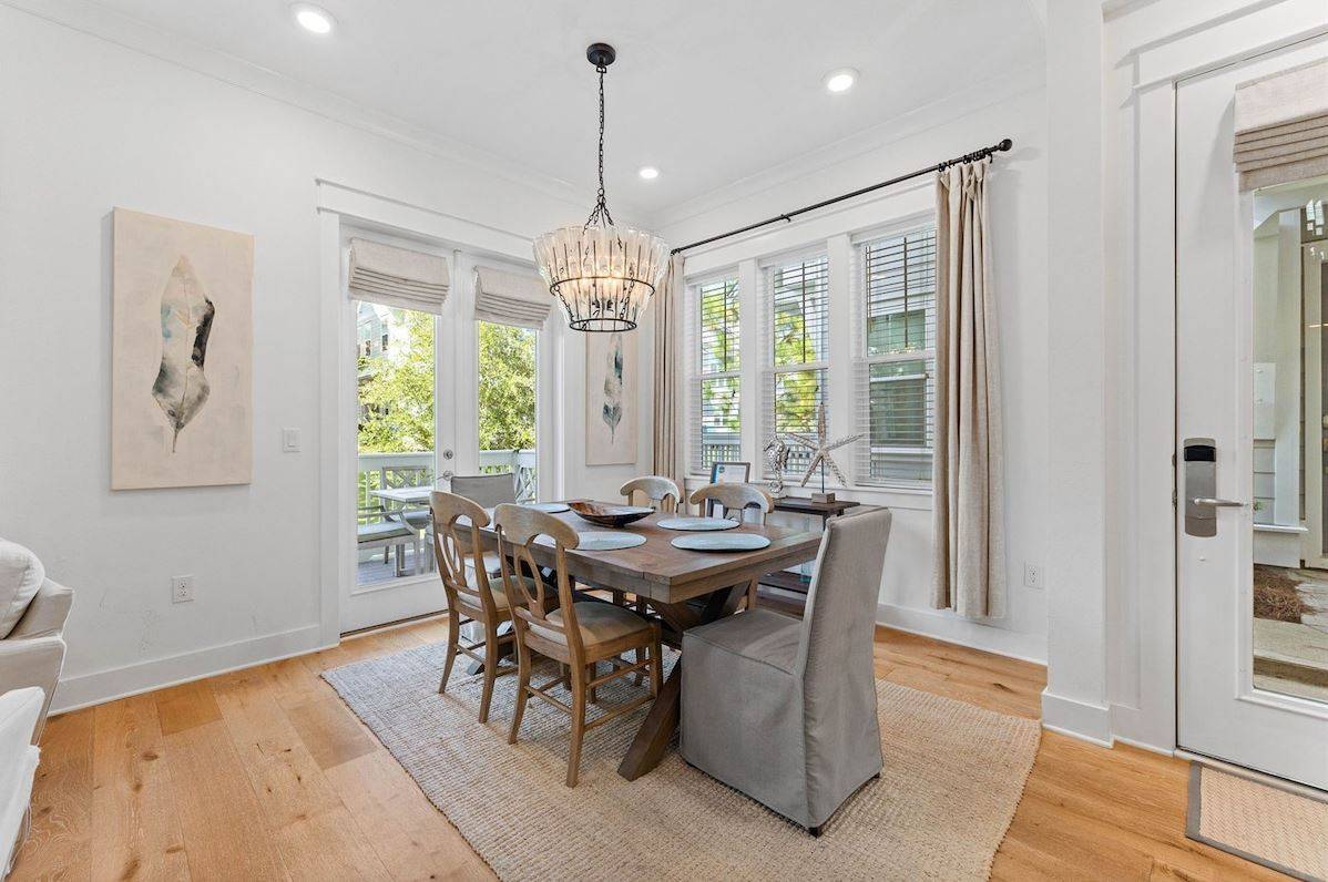 Prominence B - 30 Ray 