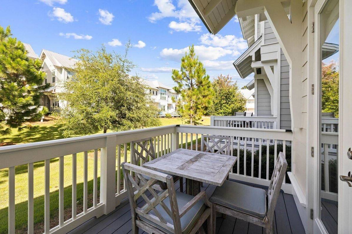 Prominence B - 30 Ray 