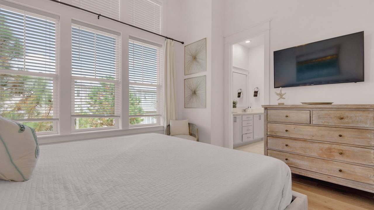 Prominence B - 30 Ray | Master bedroom w/ King bed & TV Prominence B - 30 Ray | Master bedroom w/ King bed & TV