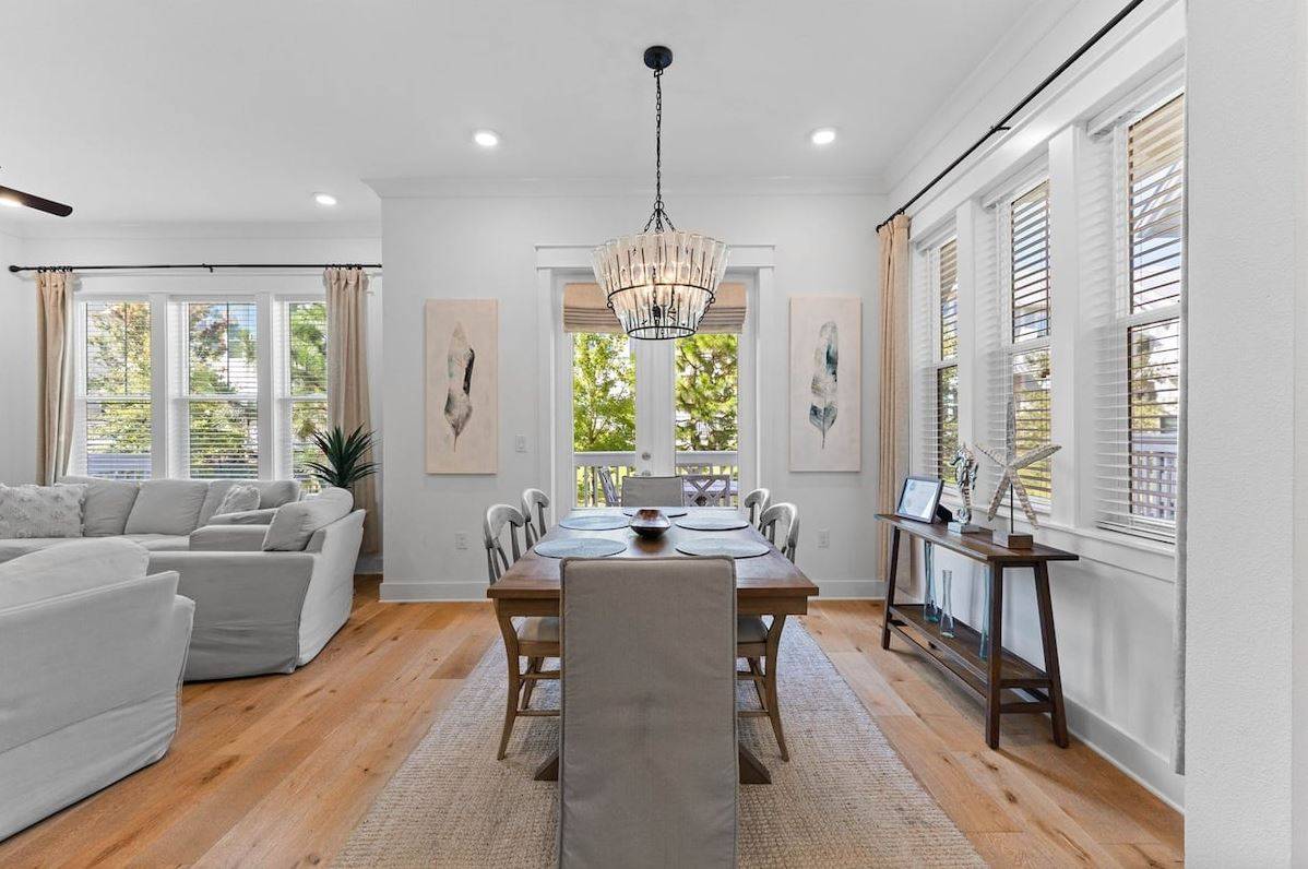 Prominence B - 30 Ray 