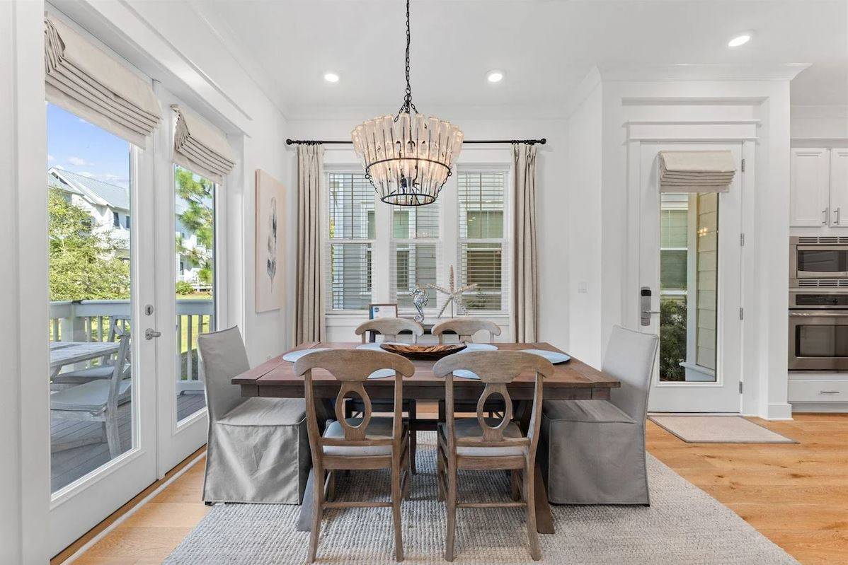 Prominence B - 30 Ray 