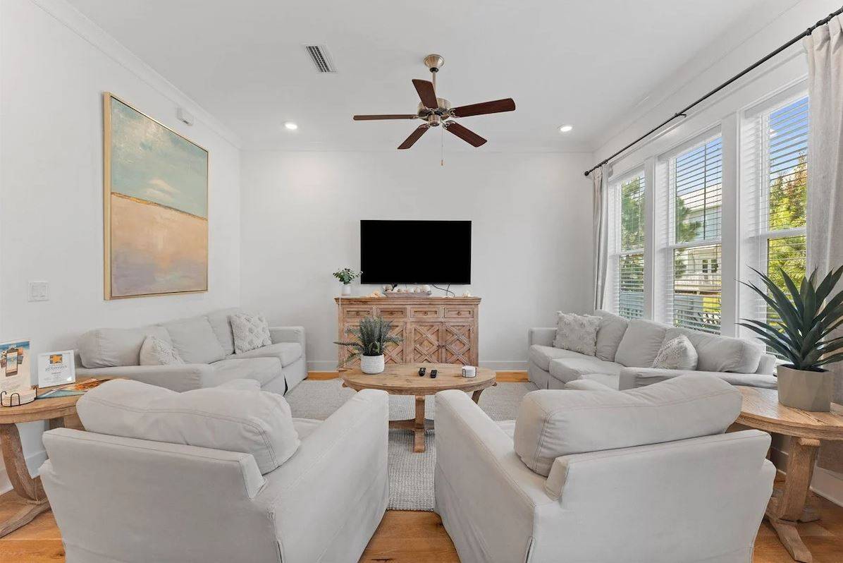 Prominence B - 30 Ray 