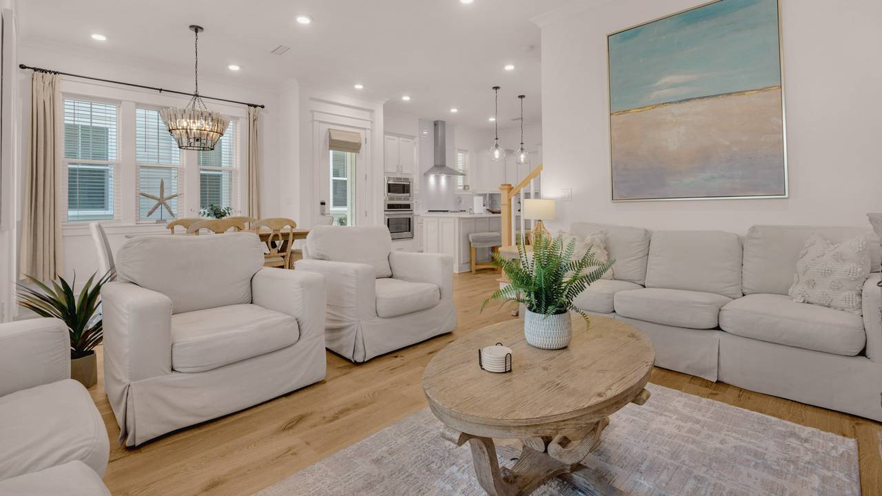 Prominence B - 30 Ray | Living area Prominence B - 30 Ray | Living area