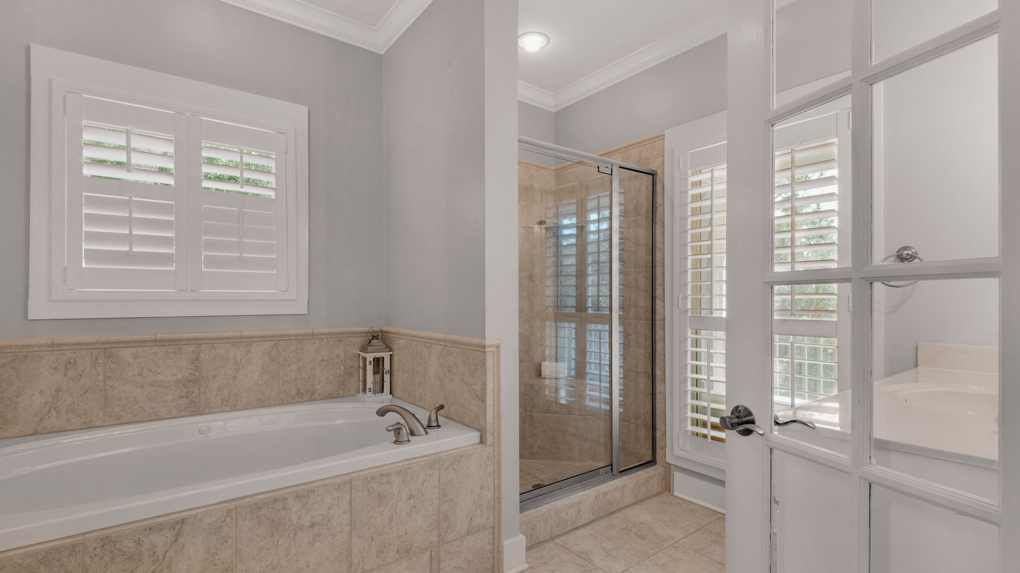 Magnolia Breeze - Master Bathroom