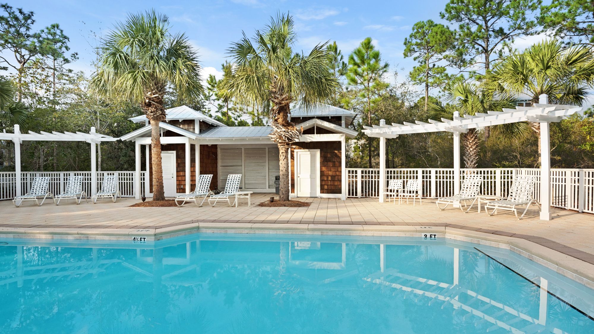 Grove By The Sea - Grounds and Amenities