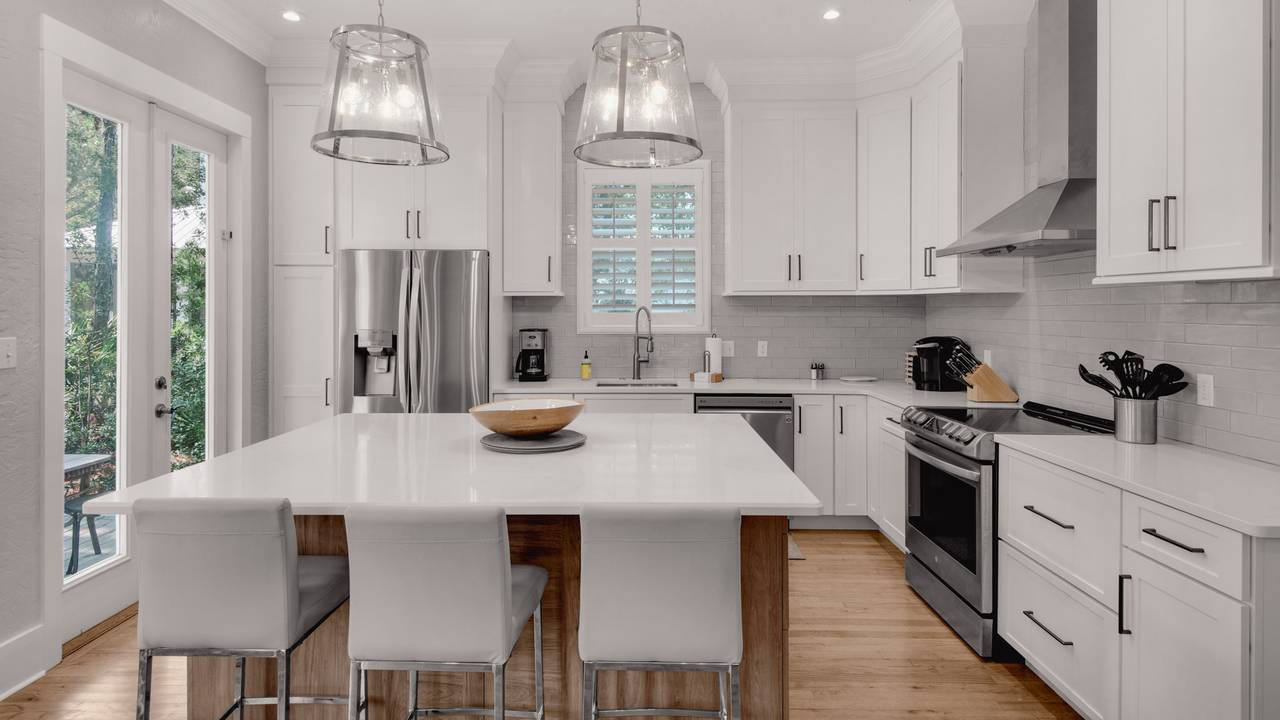 Magnolia Breeze - Kitchen Magnolia Breeze - Kitchen