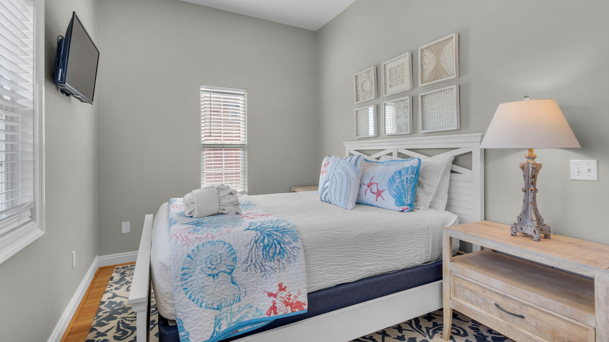 PPPP - Summertowne 10 | 1st Queen Guest Bedroom