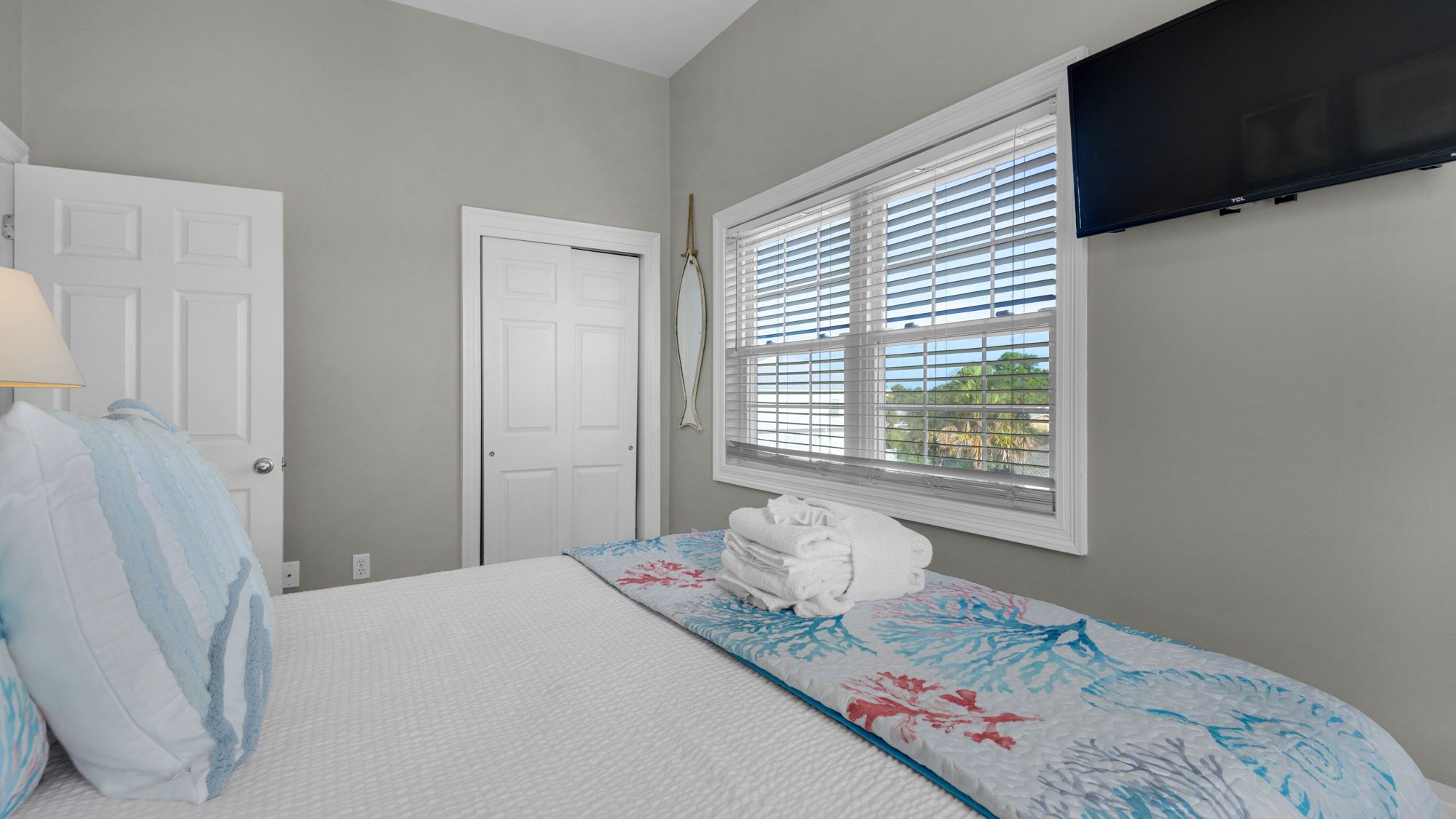 PPPP - Summertowne 10 | 1st Queen Guest Bedroom