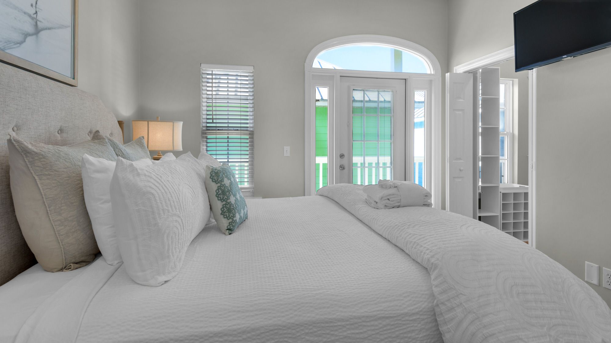 PPPP - Summertowne 10 | King  Master Bedroom w/ Private Balcony