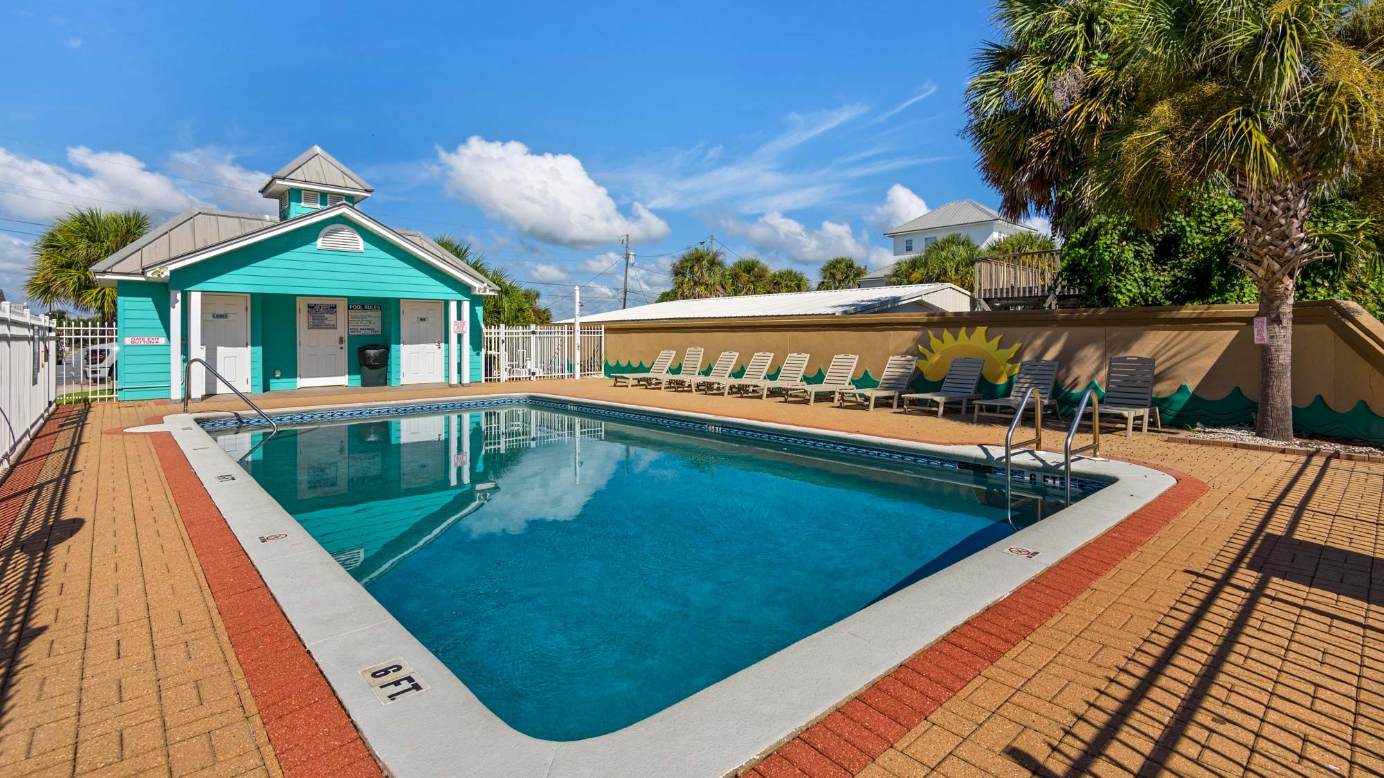 Summertowne Cottage Grounds & Amenities