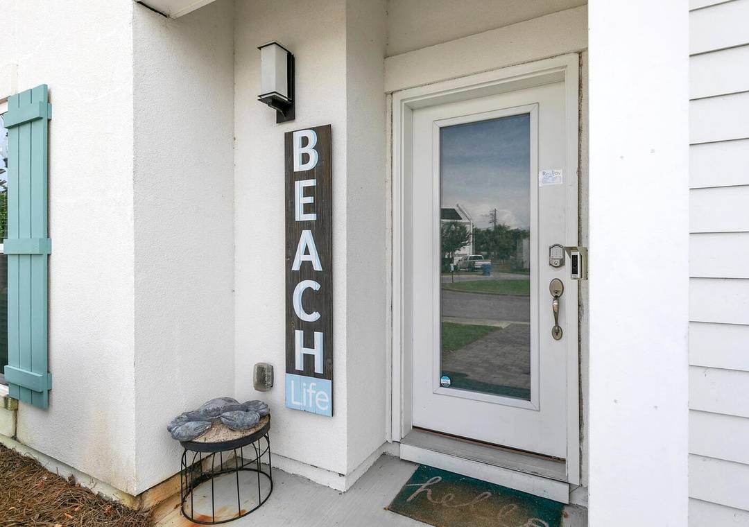 116 Sea Breeze 116 Sea Breeze