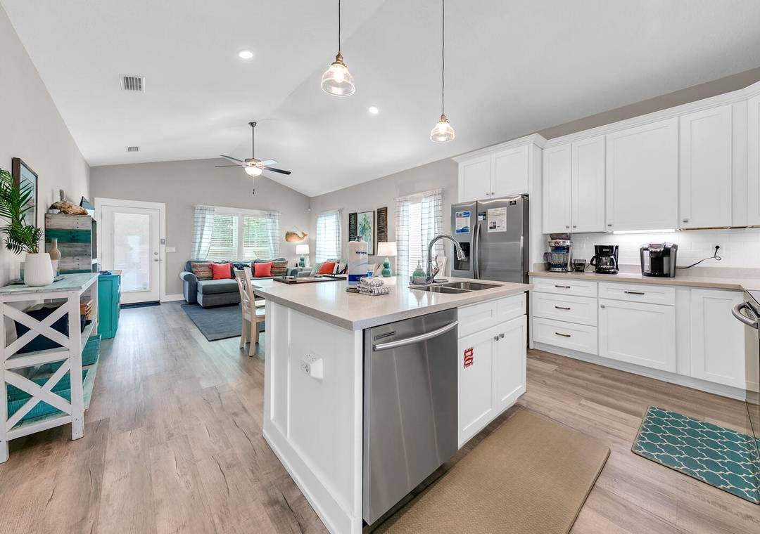 116 Sea Breeze 116 Sea Breeze