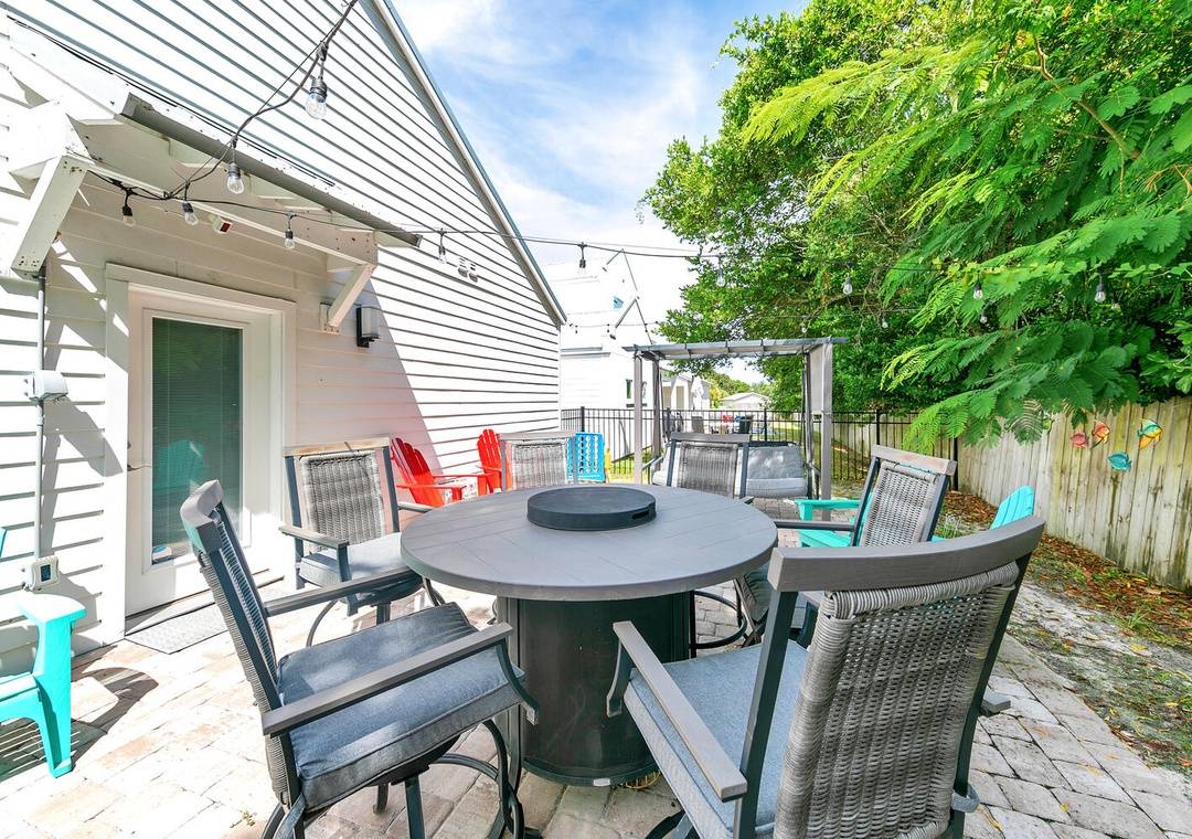 116 Sea Breeze 116 Sea Breeze