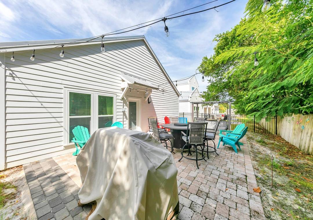 116 Sea Breeze 116 Sea Breeze