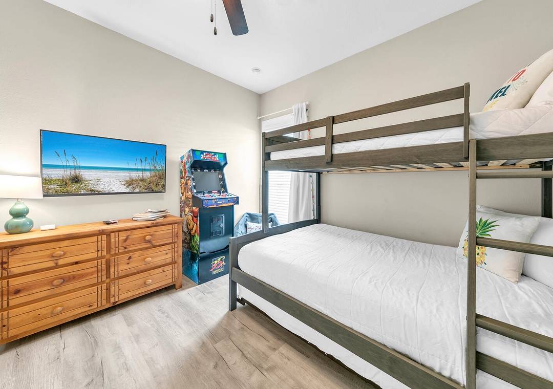 116 Sea Breeze 116 Sea Breeze