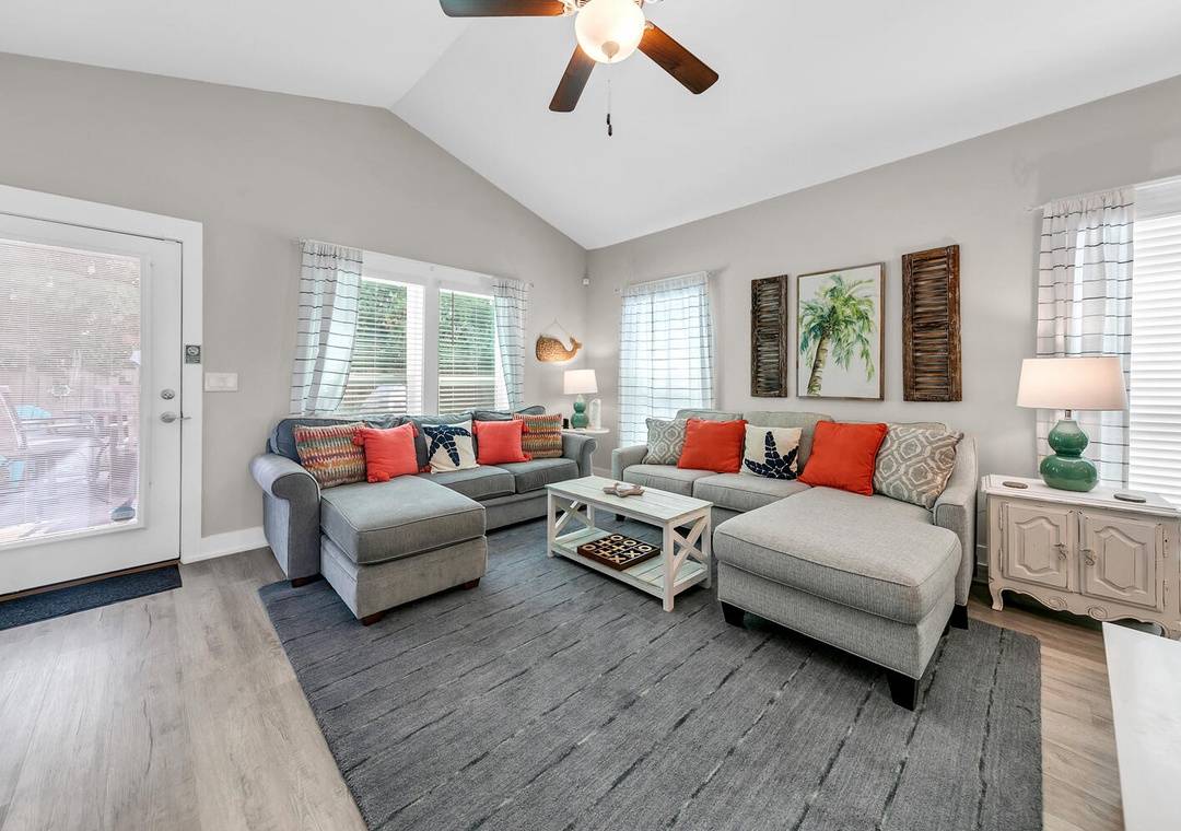 116 Sea Breeze 116 Sea Breeze