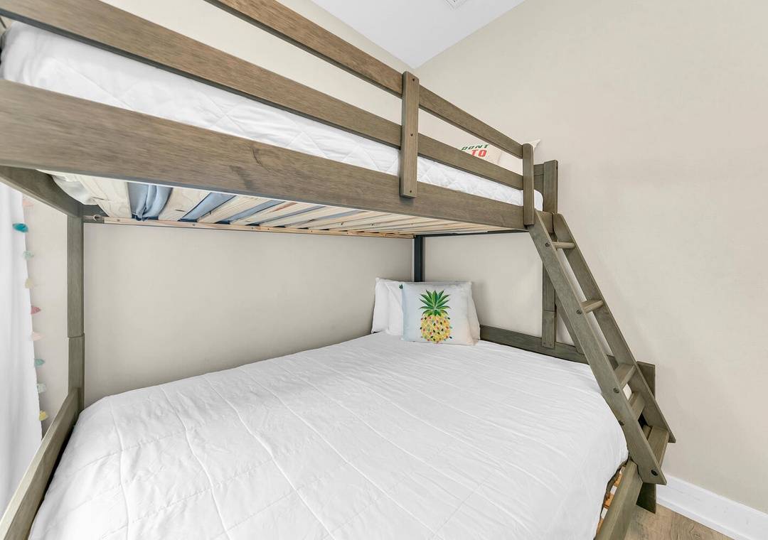 116 Sea Breeze 116 Sea Breeze