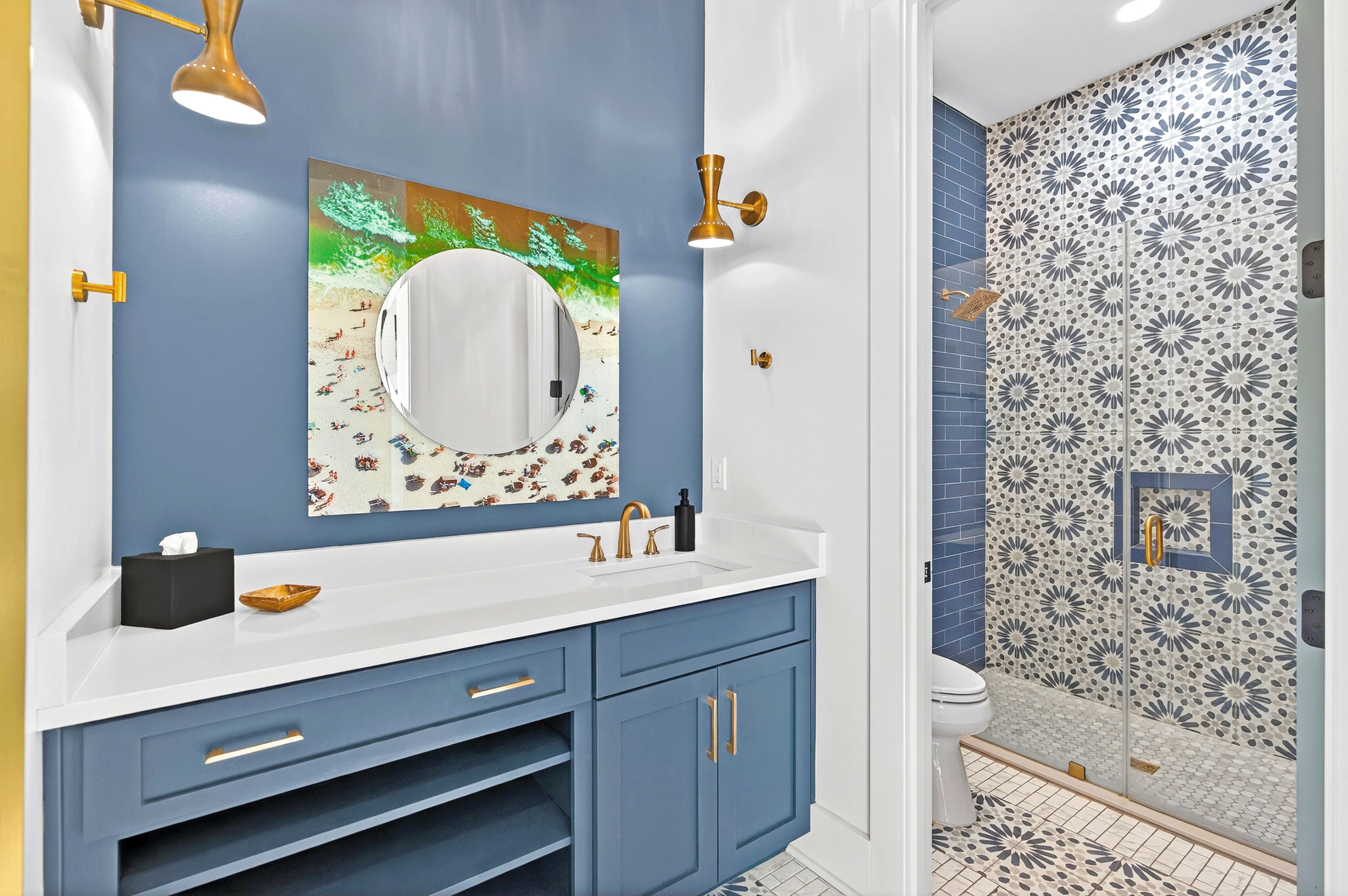 4th Floor - Bathroom