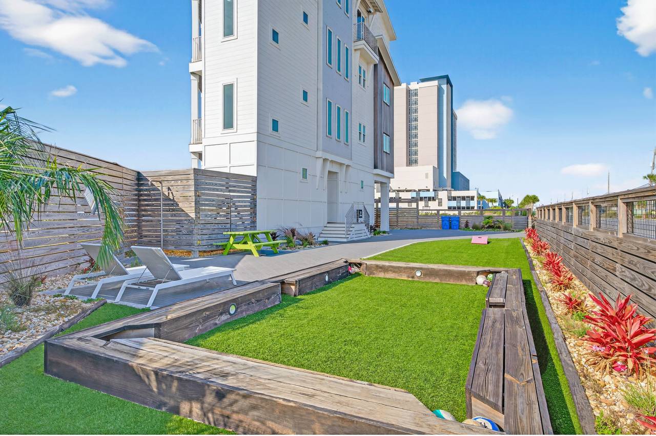 Outdoor Play Area Outdoor Play Area