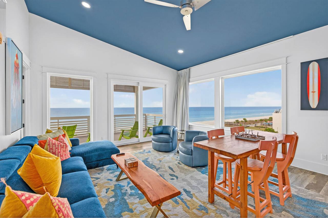 4th Floor - 2nd Living area 4th Floor - 2nd Living area