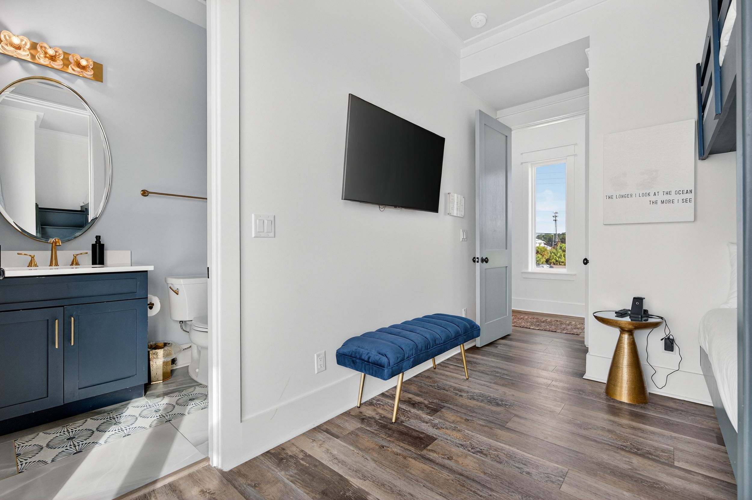 2nd Floor - Ensuite Bathroom