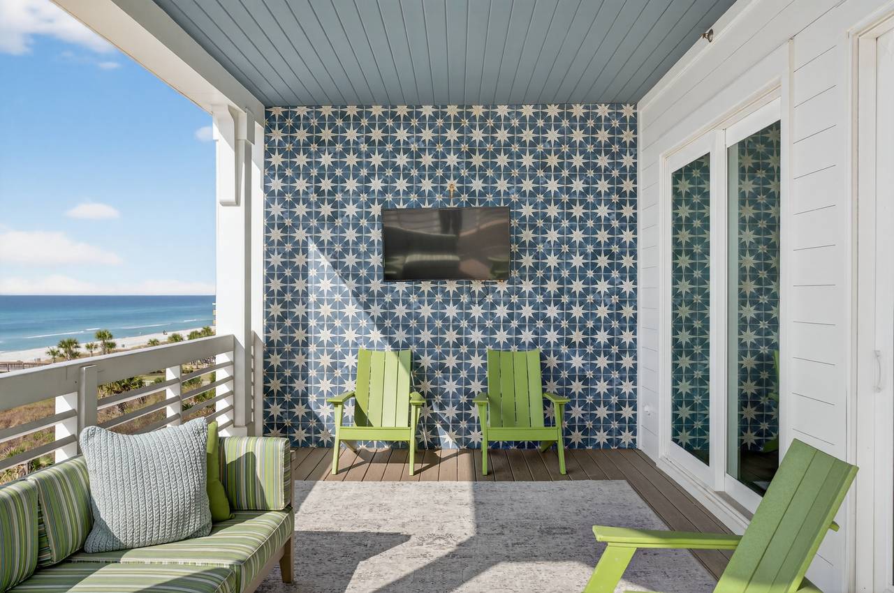 3rd Floor - Balcony with Gulf views 3rd Floor - Balcony with Gulf views