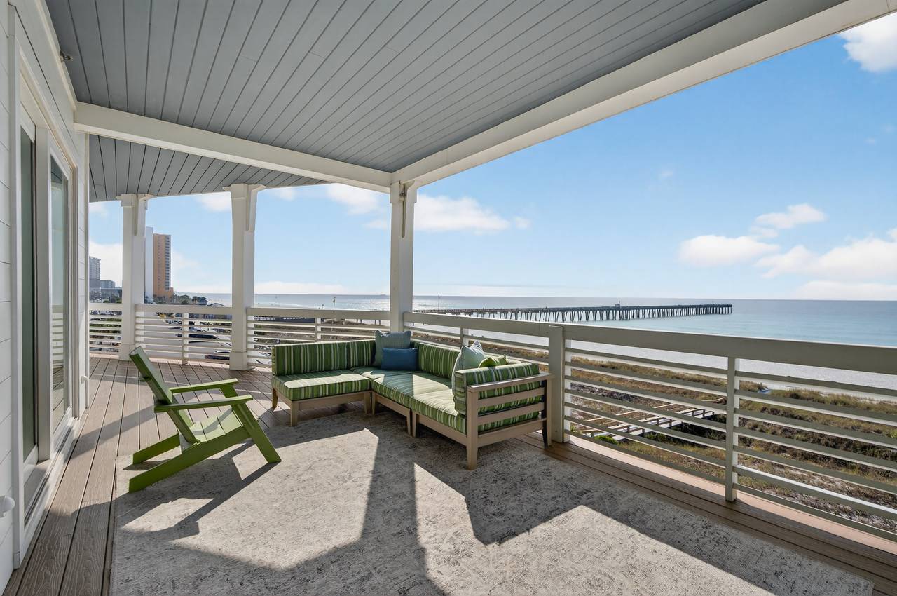 3rd Floor - Balcony with Gulf views 3rd Floor - Balcony with Gulf views