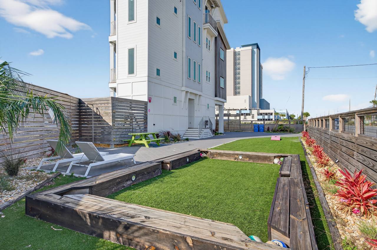 Outdoor Play Area Outdoor Play Area