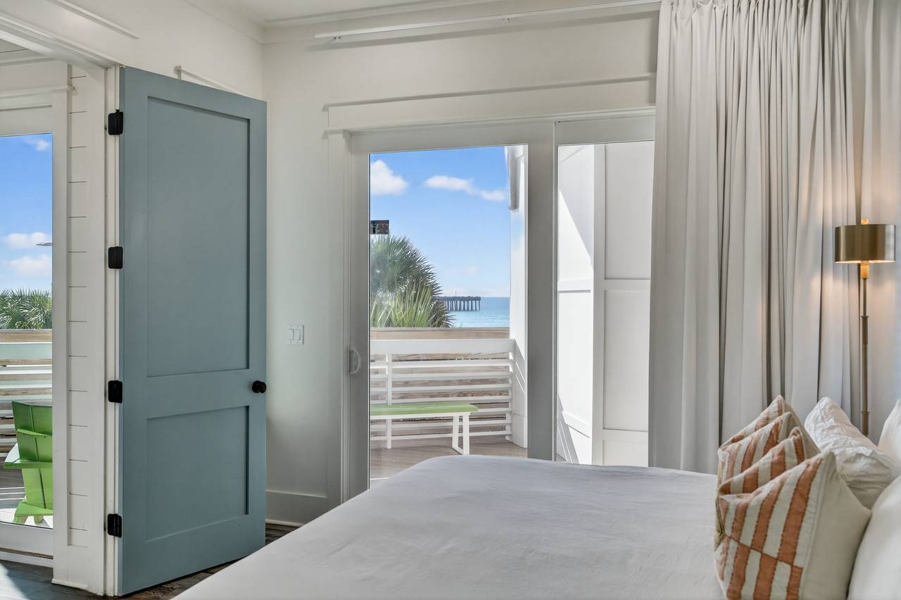 1st Floor - King Bed with direct deck access 1st Floor - King Bed with direct deck access