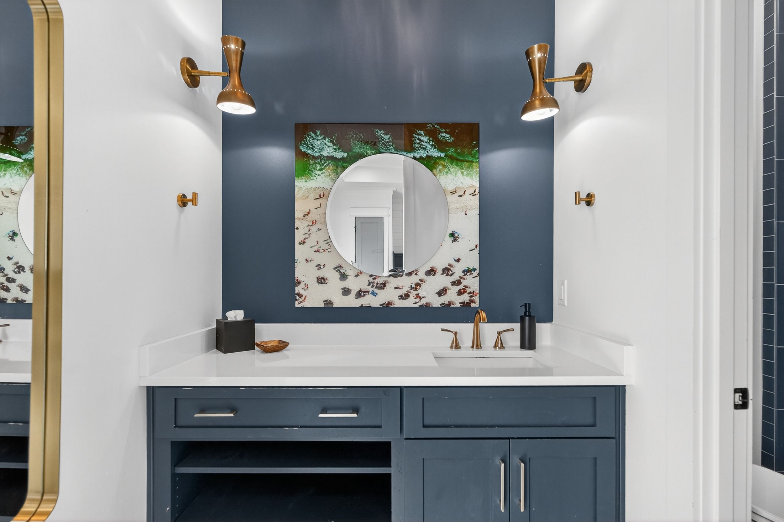 4th Floor - Bathroom