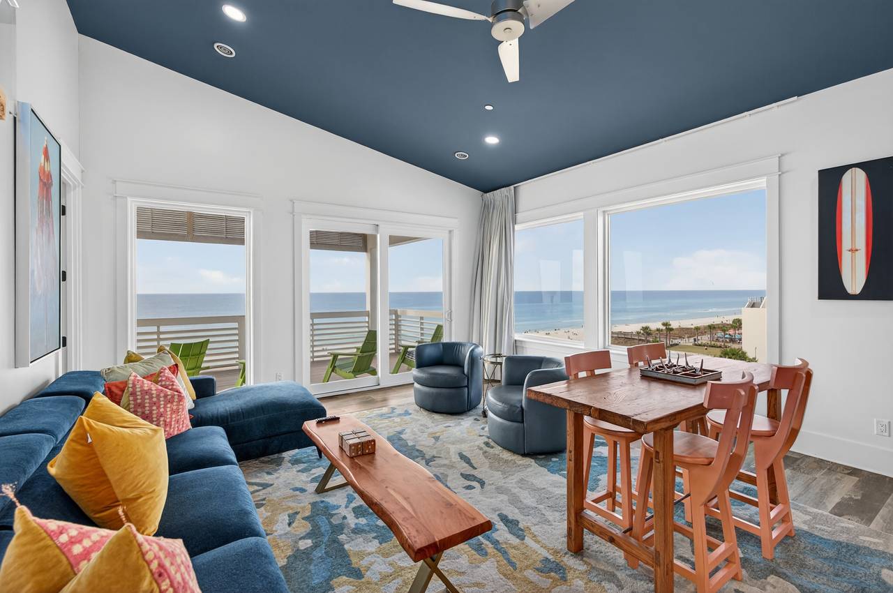 4th Floor - 2nd Living area 4th Floor - 2nd Living area