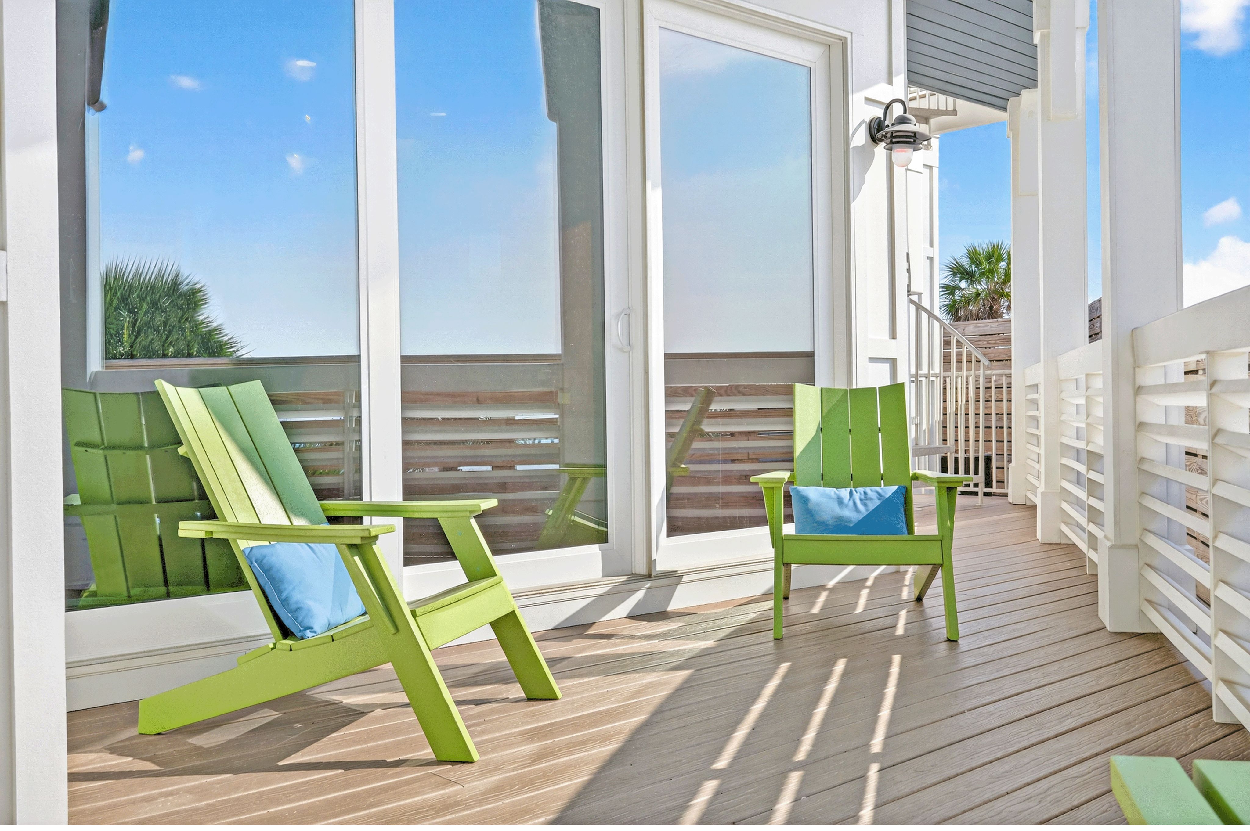 1st Floor - Deck Area