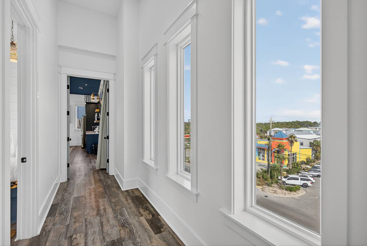 4th Floor - Hallway 4th Floor - Hallway