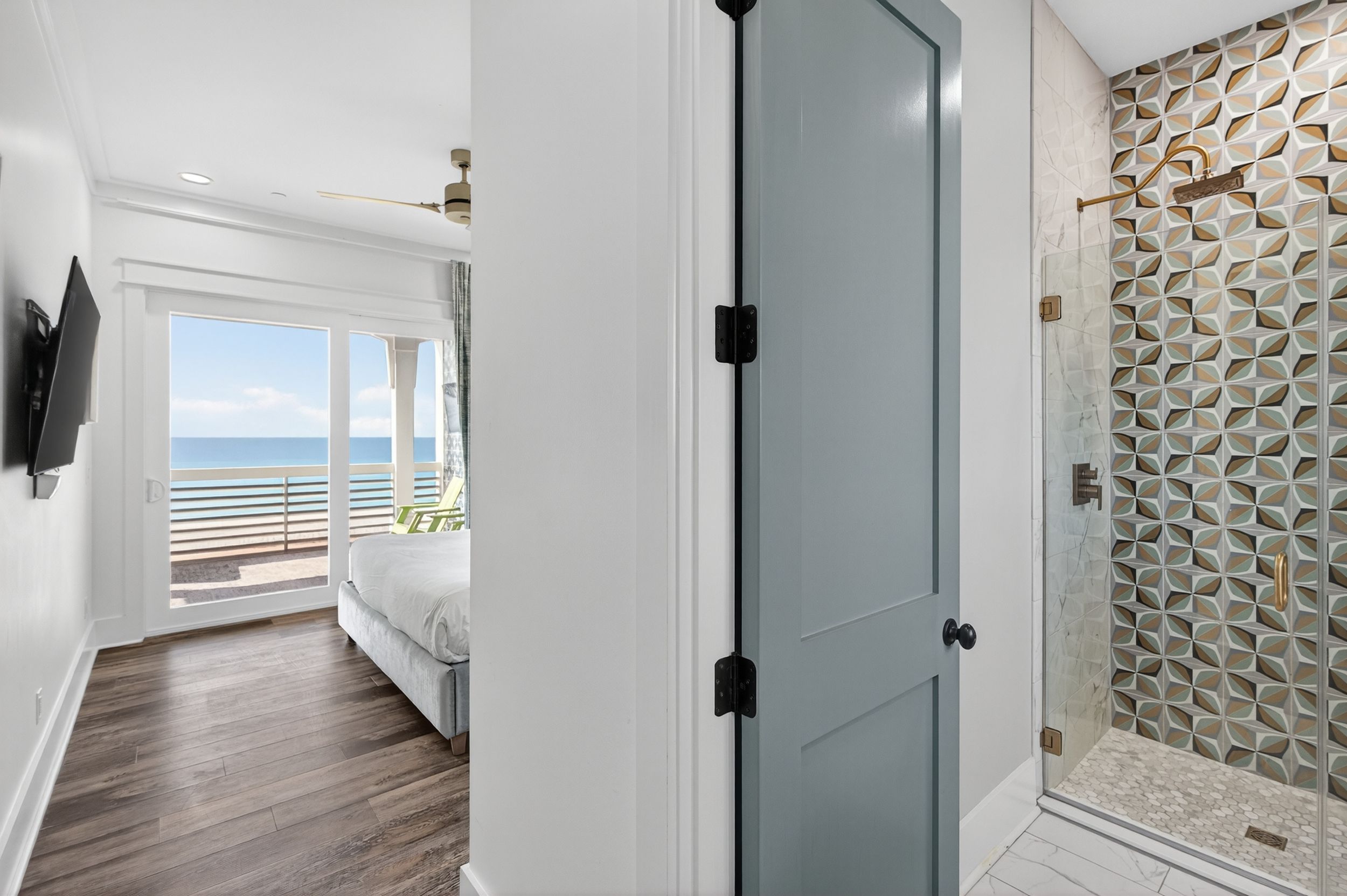 3rd Floor - Bathroom 2