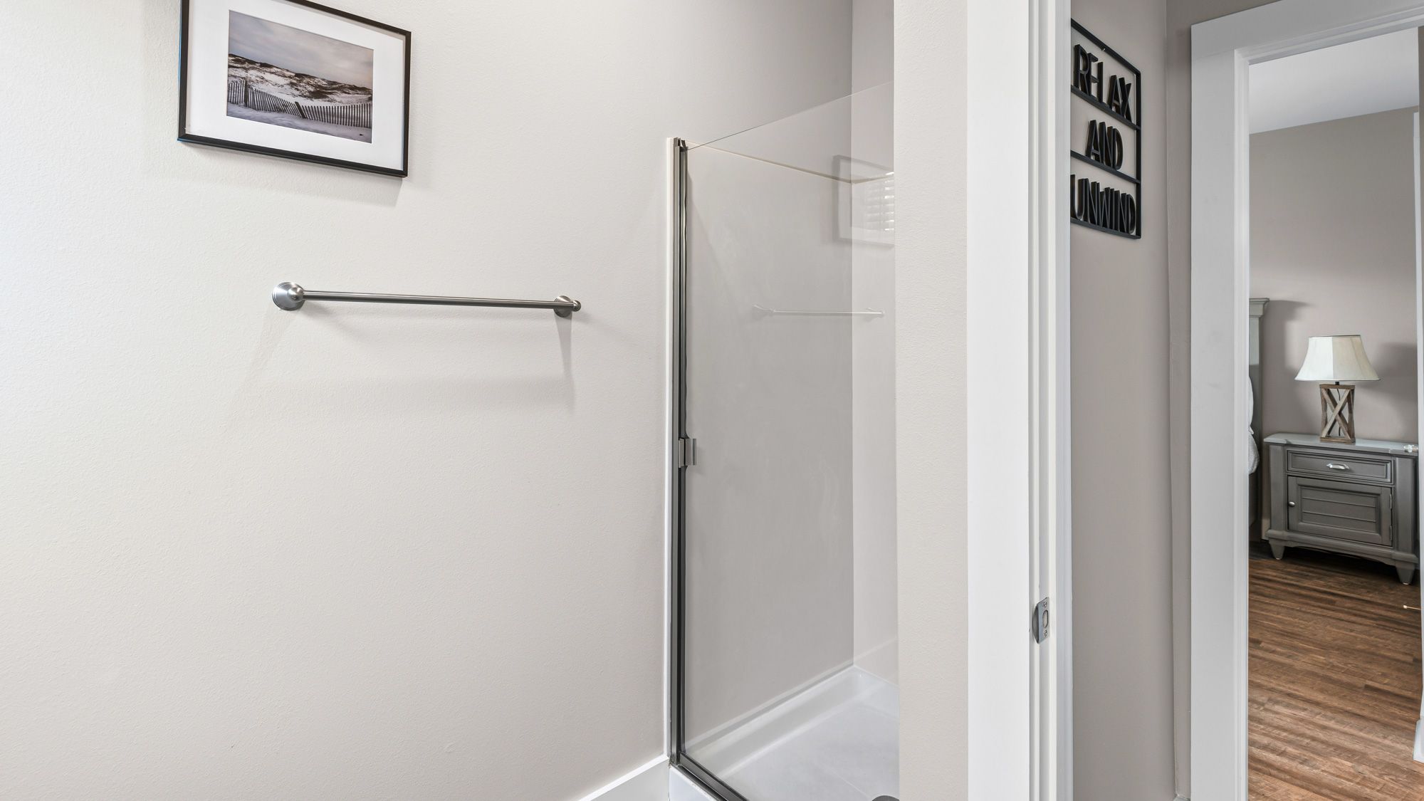 Blue Beach Bungalow - 