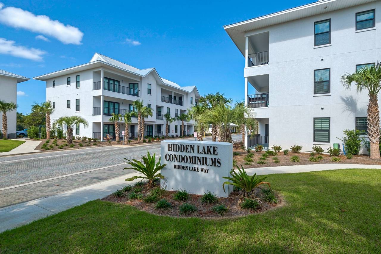 Hidden Lakes Grounds & Amenities Hidden Lakes Grounds & Amenities