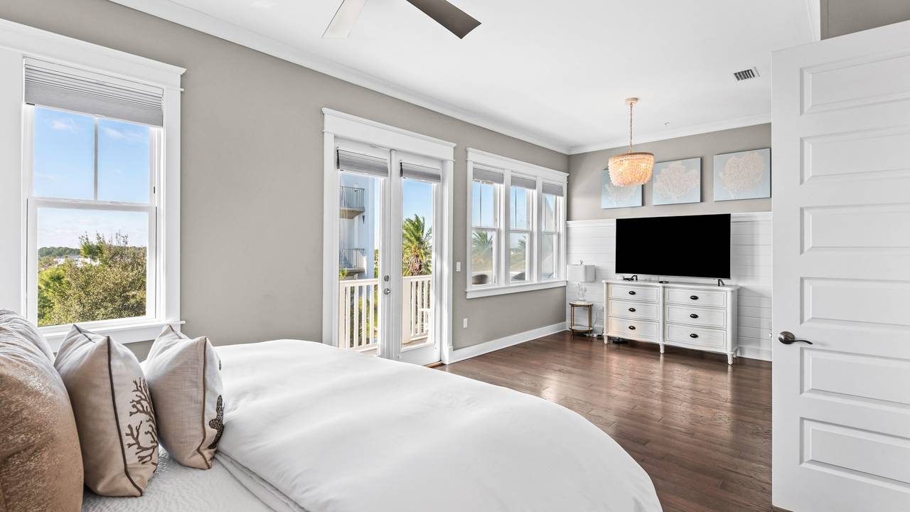 Salt + Sunshine Beach House Salt + Sunshine Beach House